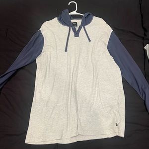 Men’s rvca light hoodie